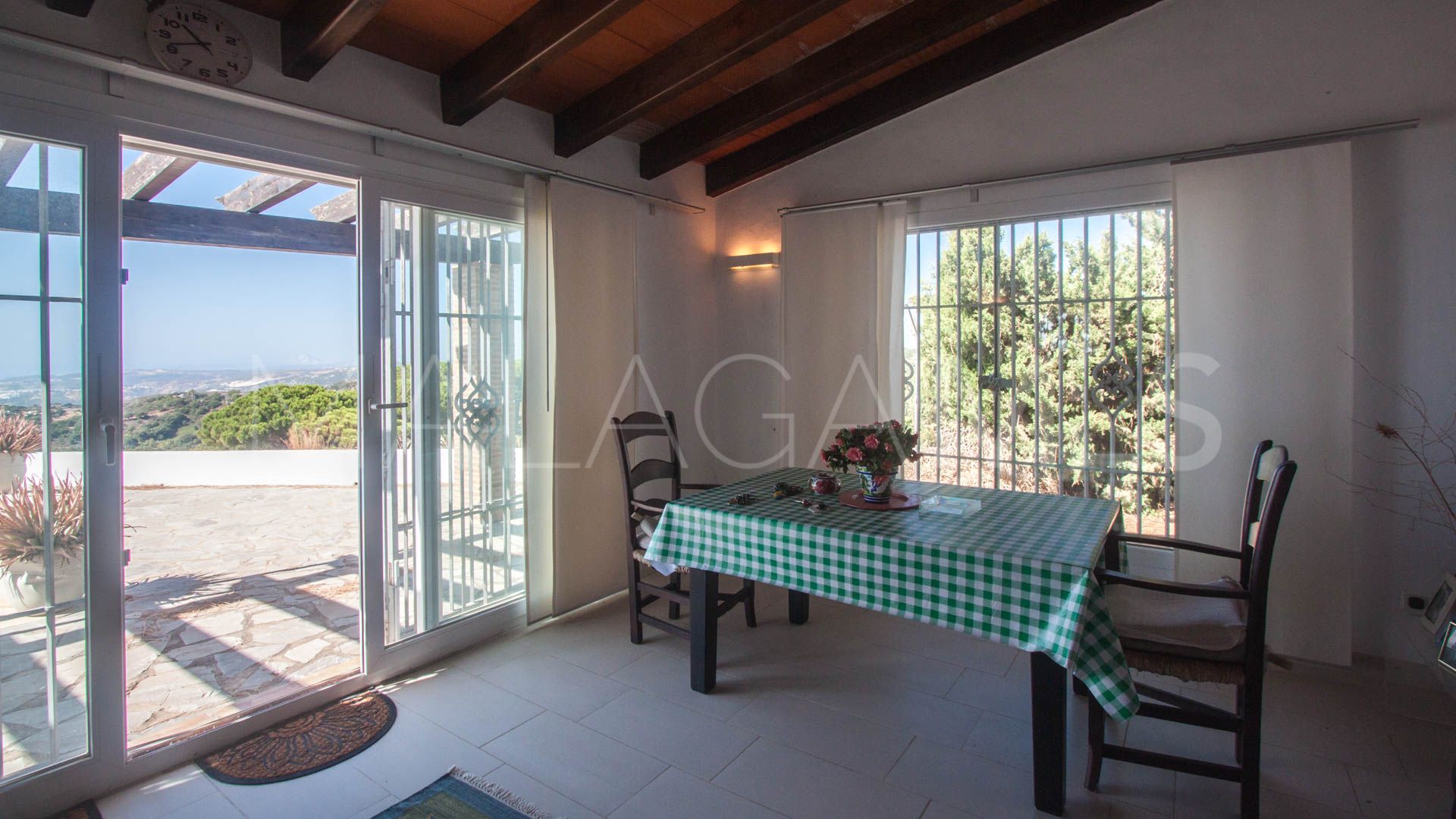 Finca for sale in Casares with 4 bedrooms