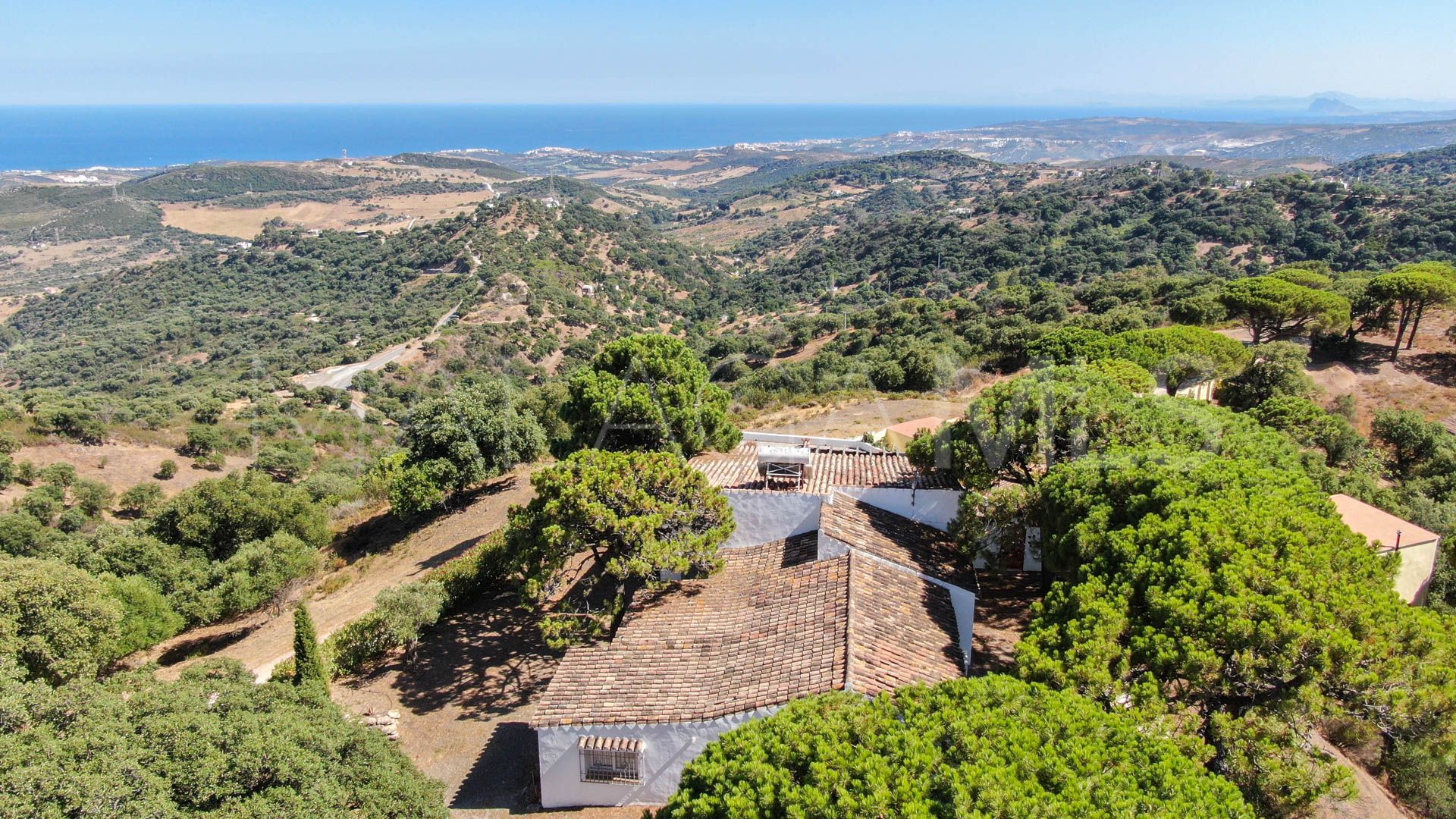 Finca for sale in Casares with 4 bedrooms