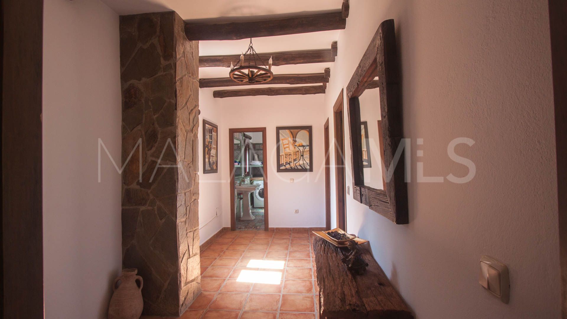 Finca for sale in Estepona