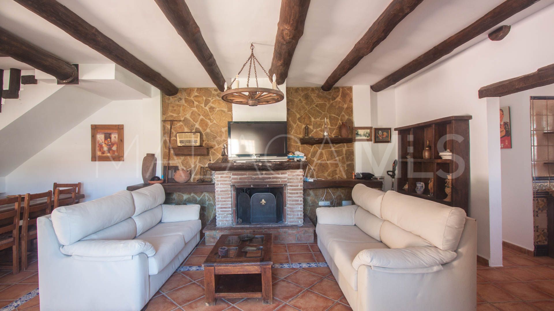 Finca for sale in Estepona