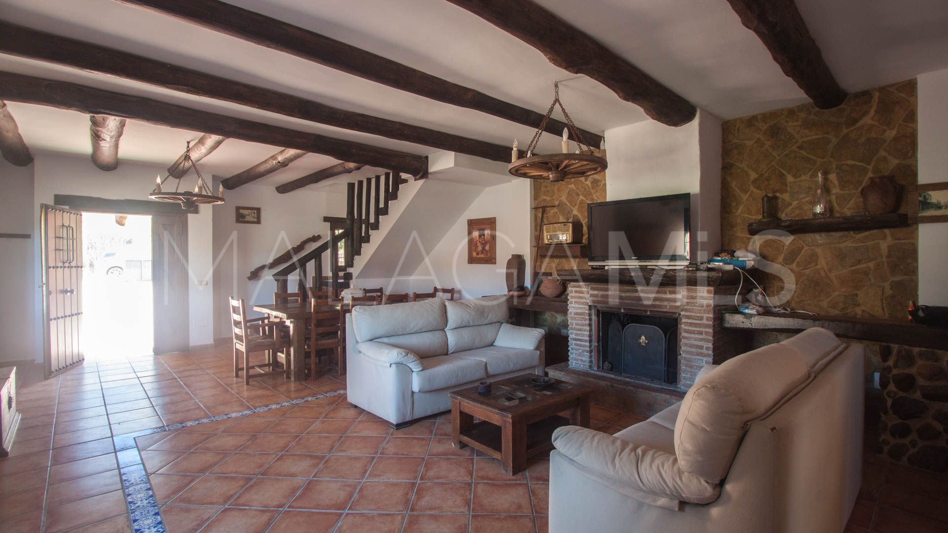 Finca for sale in Estepona