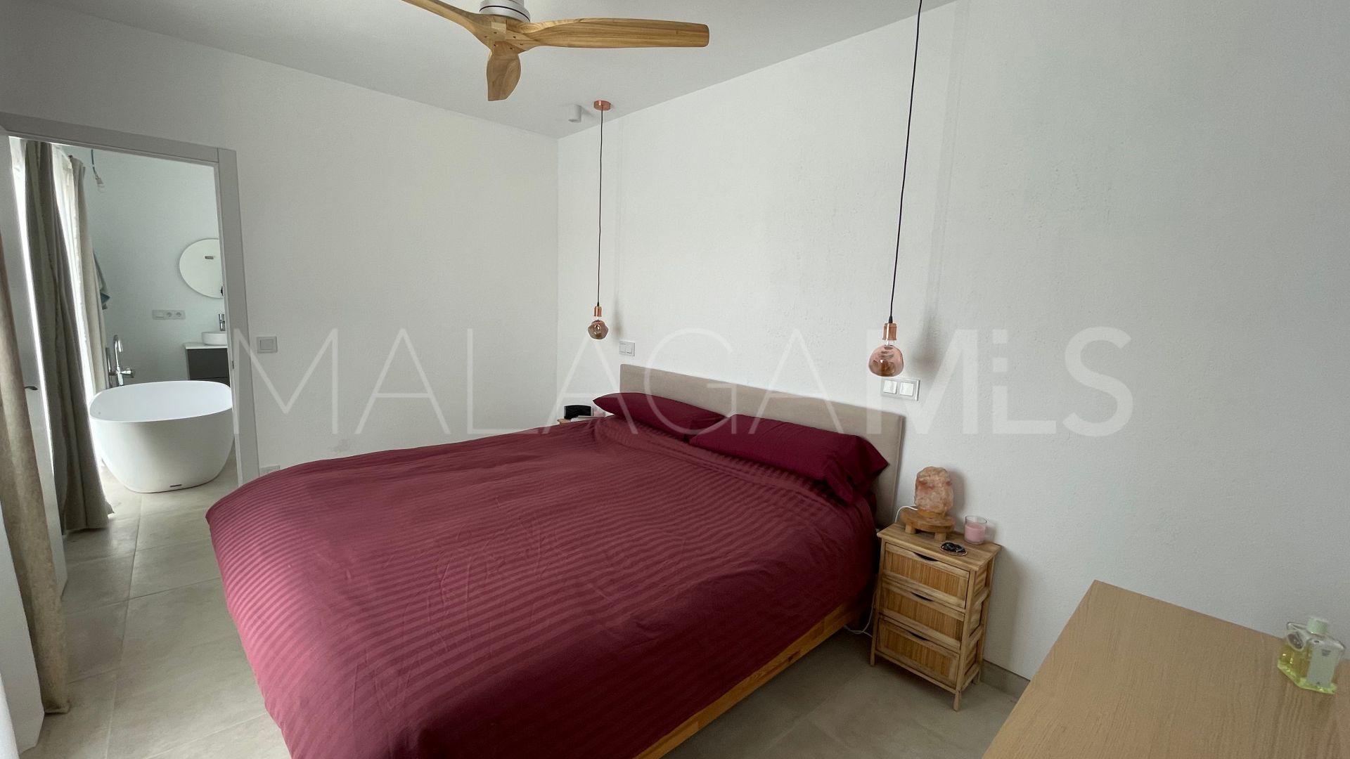 Finca for sale in Estepona