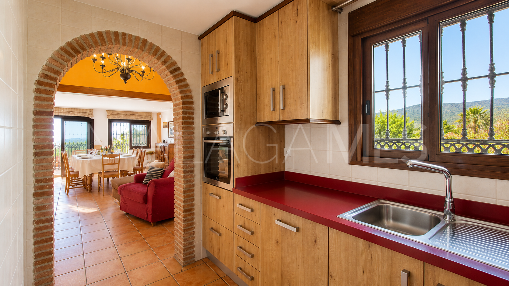 Finca for sale in Estepona