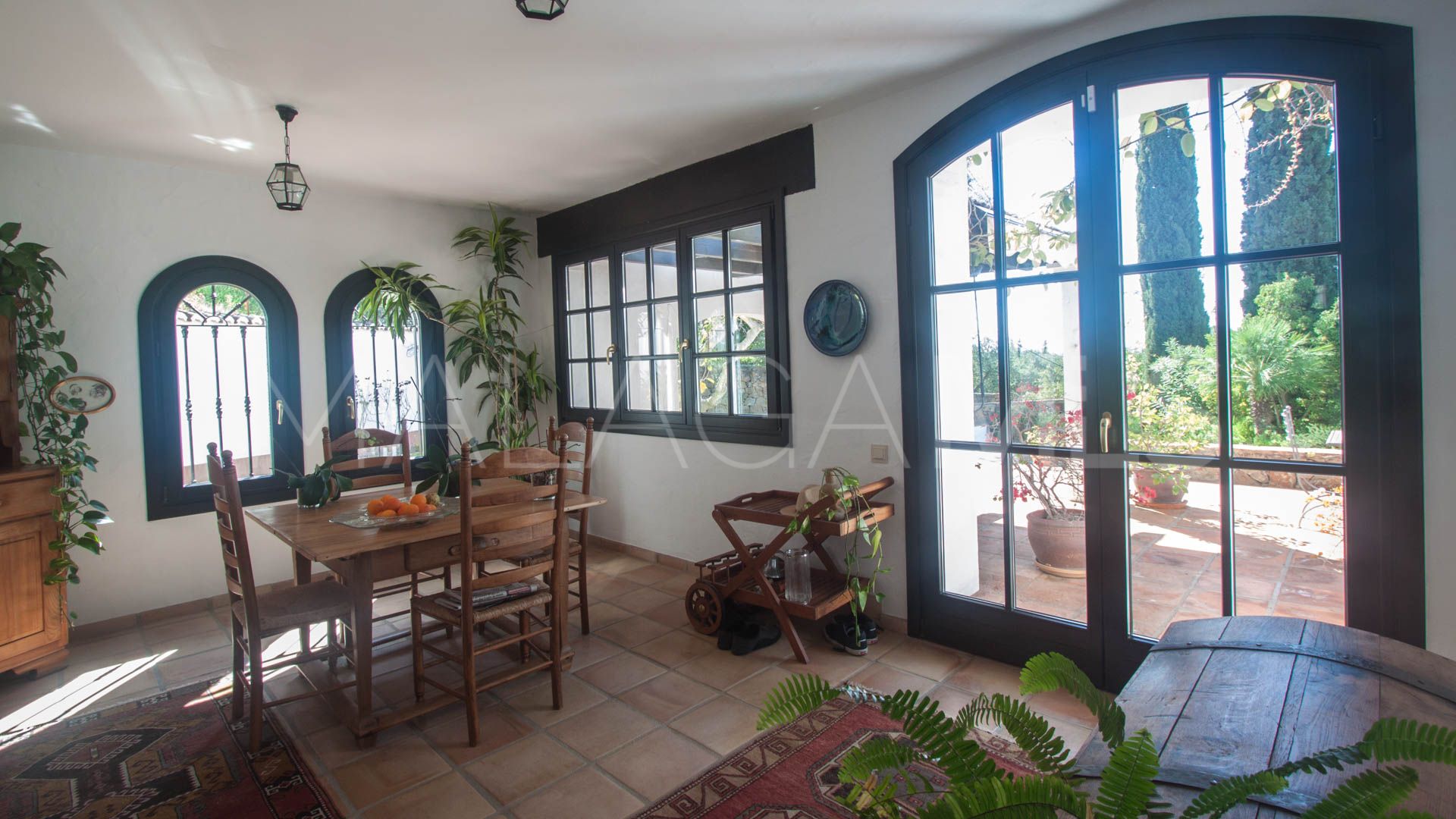 Finca for sale in Casares