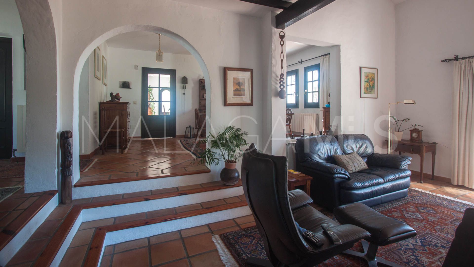 Finca for sale in Casares