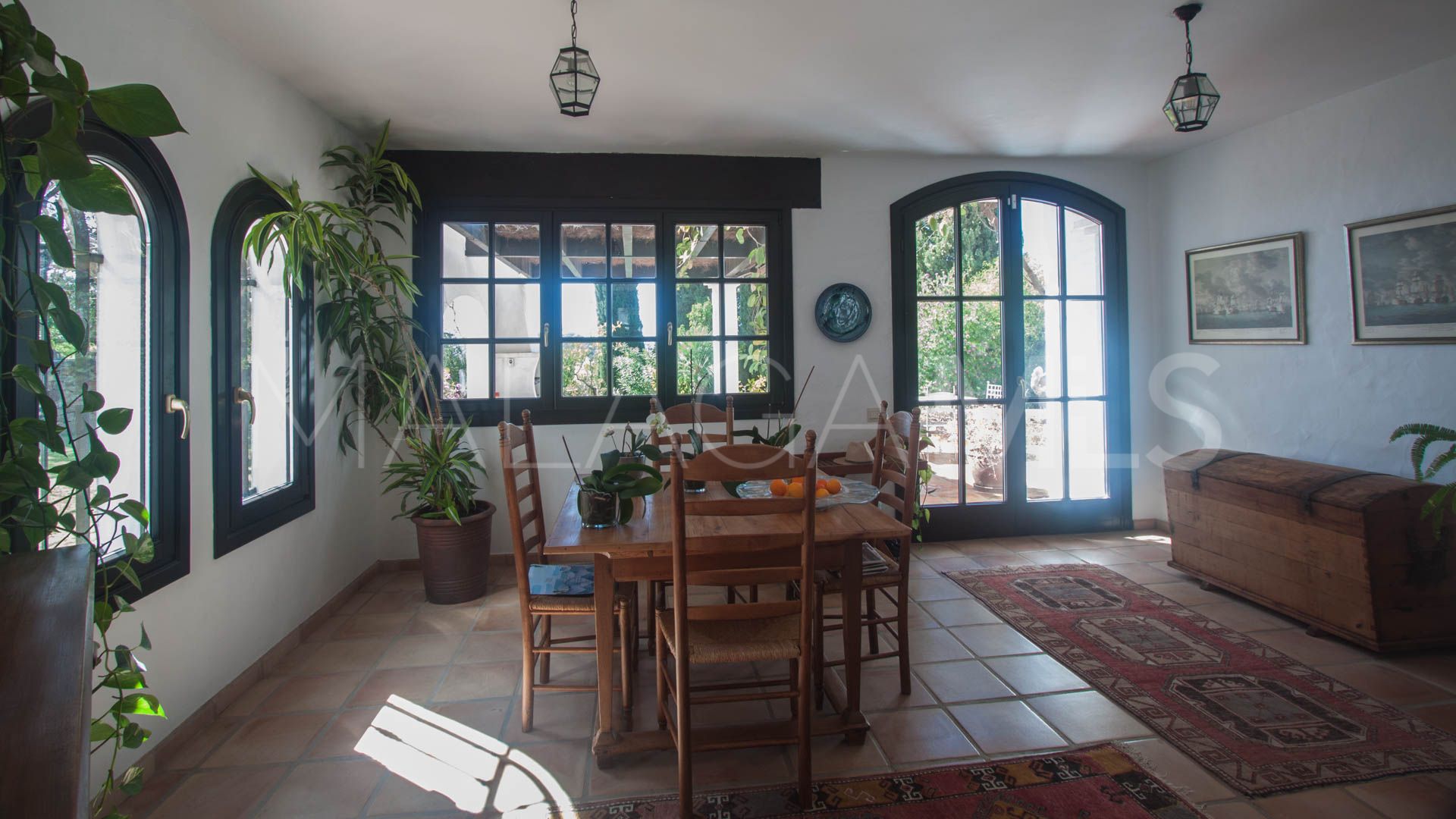 Finca for sale in Casares