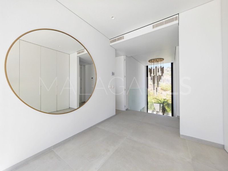 Villa for sale in Cala de Mijas with 4 bedrooms