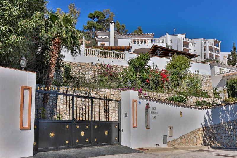 For sale Mijas 4 bedrooms villa