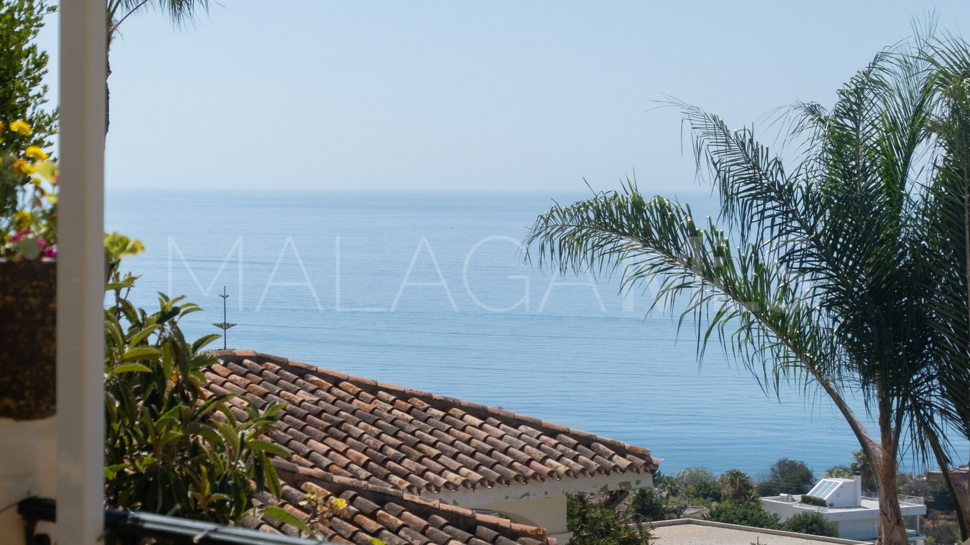 Buy villa in Benalmadena Costa with 4 bedrooms