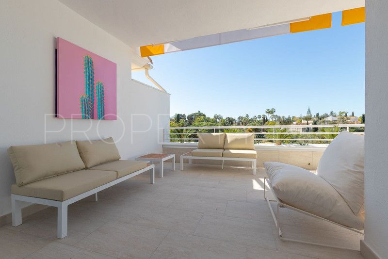 For sale duplex penthouse in Guadalmina Baja