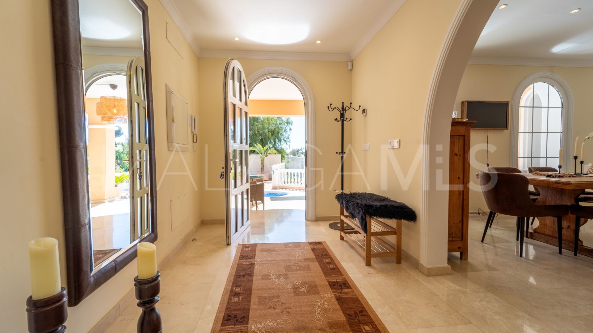 Villa a la venta with 5 bedrooms in Mijas Costa