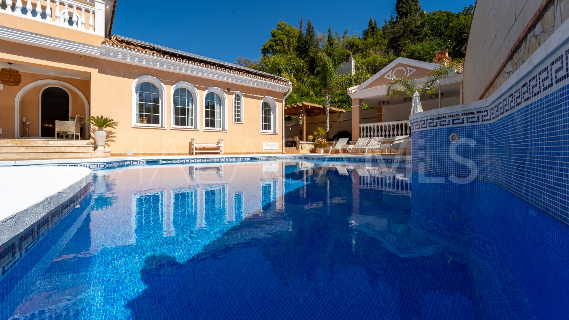 Villa a la venta with 5 bedrooms in Mijas Costa