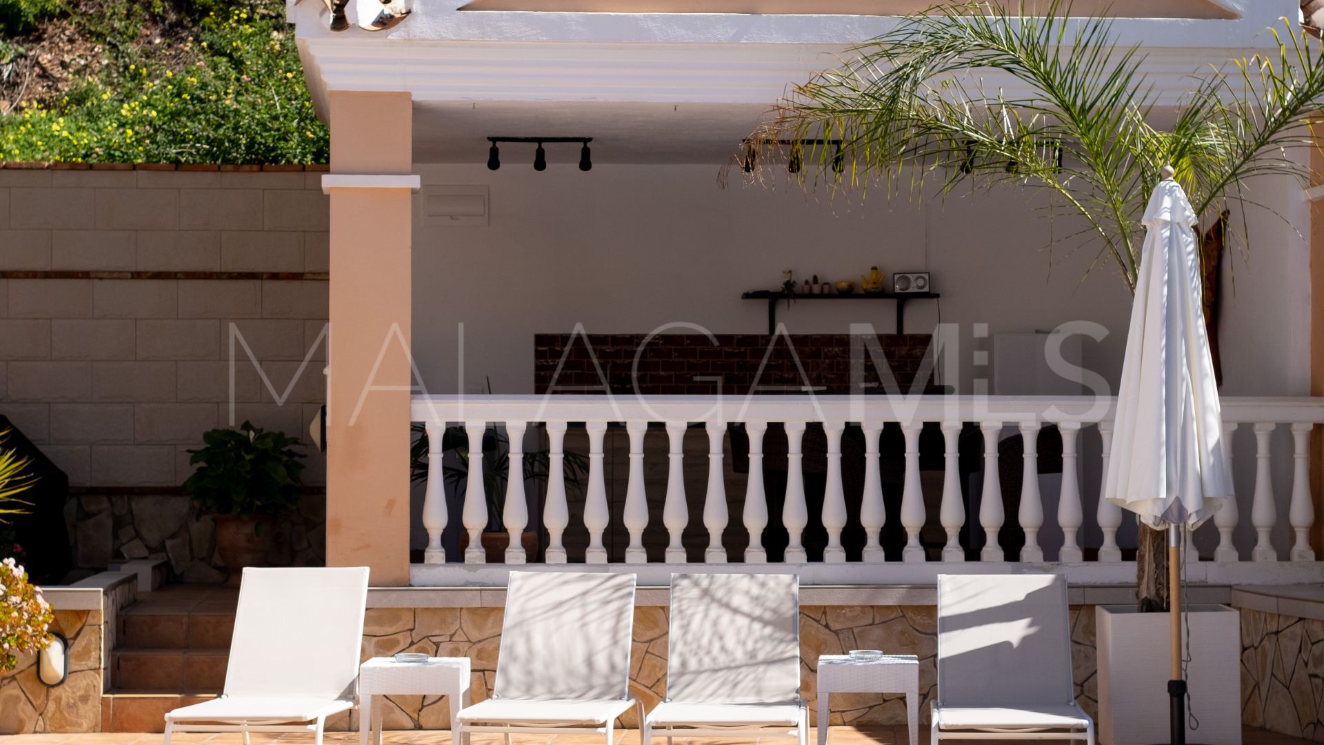 Villa a la venta with 5 bedrooms in Mijas Costa