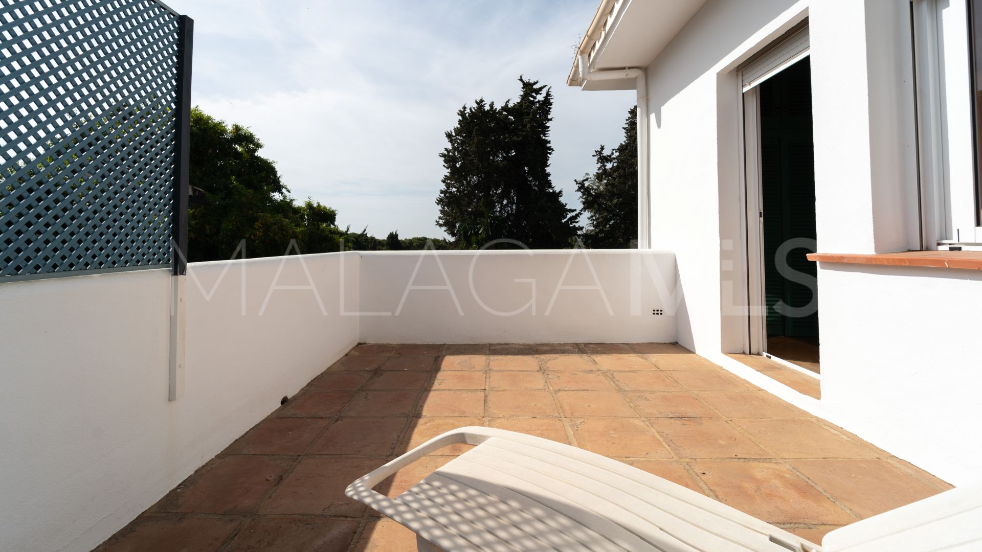 Villa for sale in Calahonda