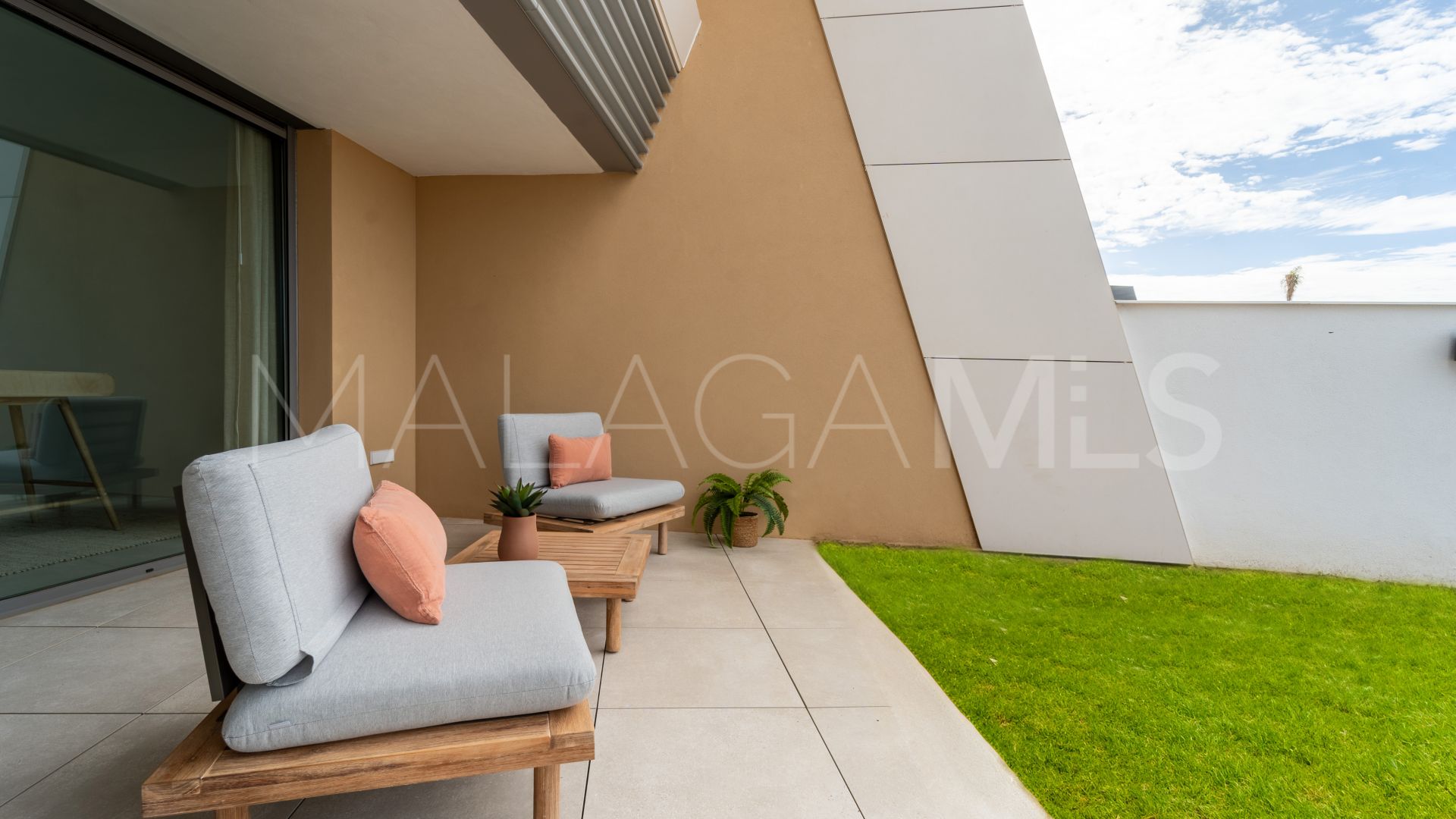 El Chaparral, villa pareada de 4 bedrooms for sale