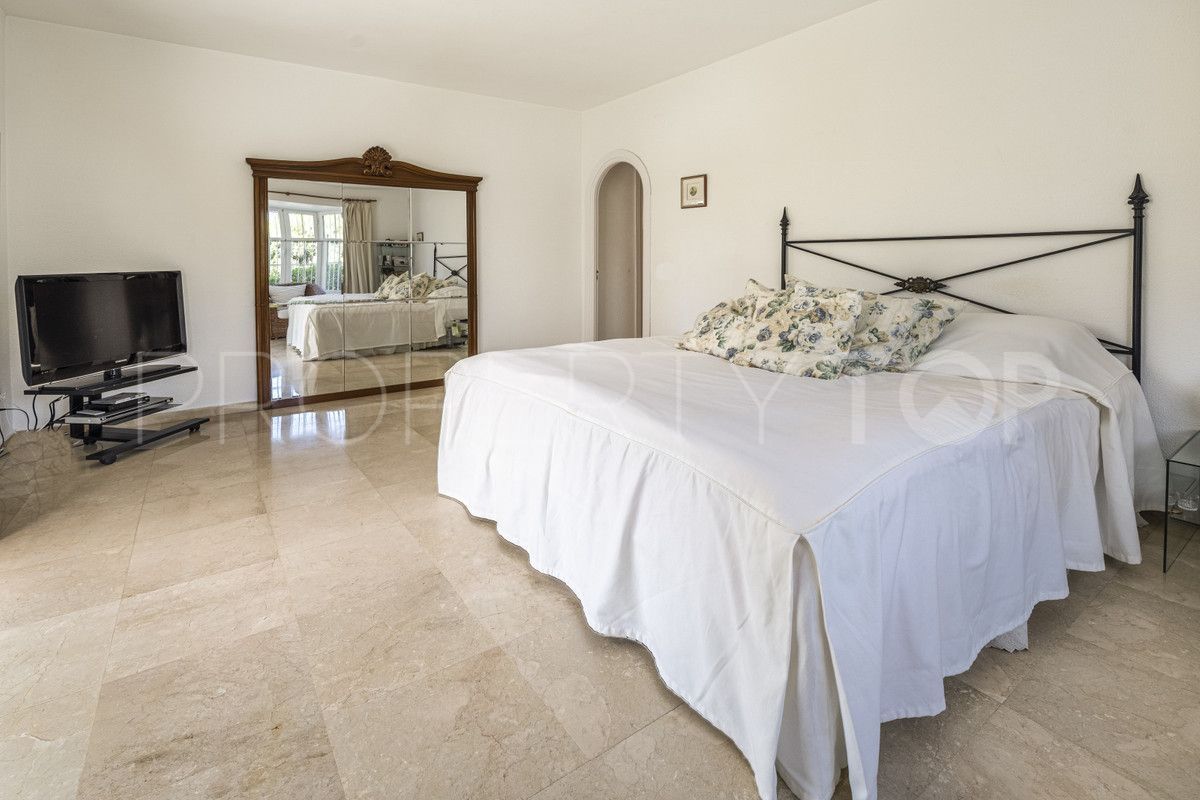 Marbella Golden Mile, villa a la venta con 5 dormitorios