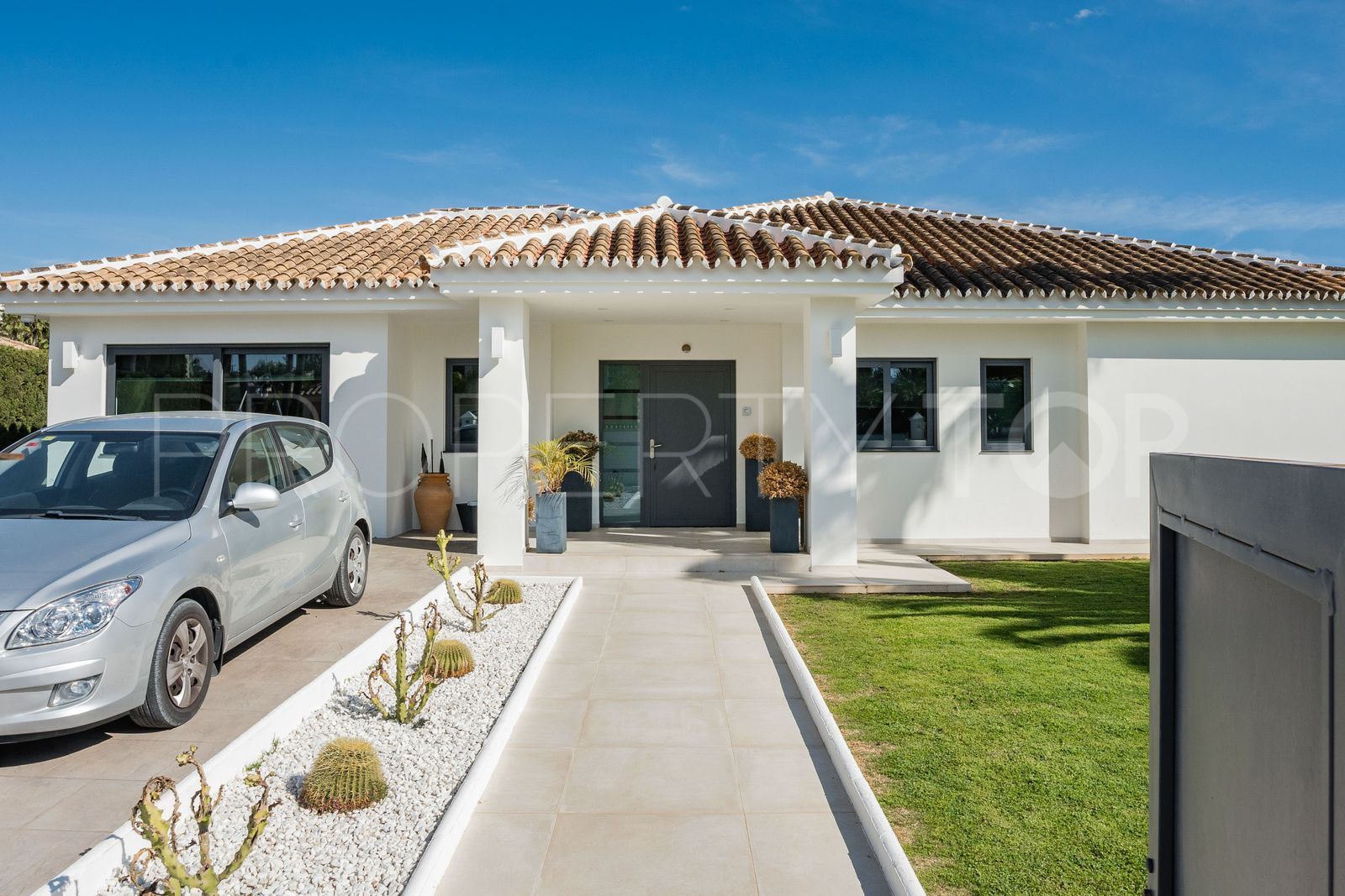 Villa en venta con 6 dormitorios en Mijas Golf