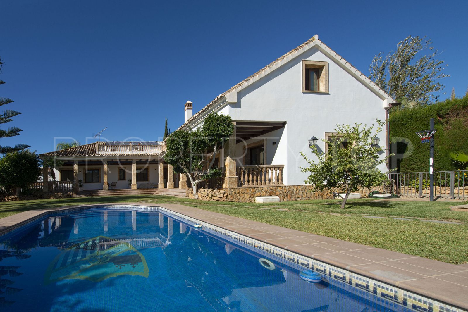 Villa for sale in Mijas Golf