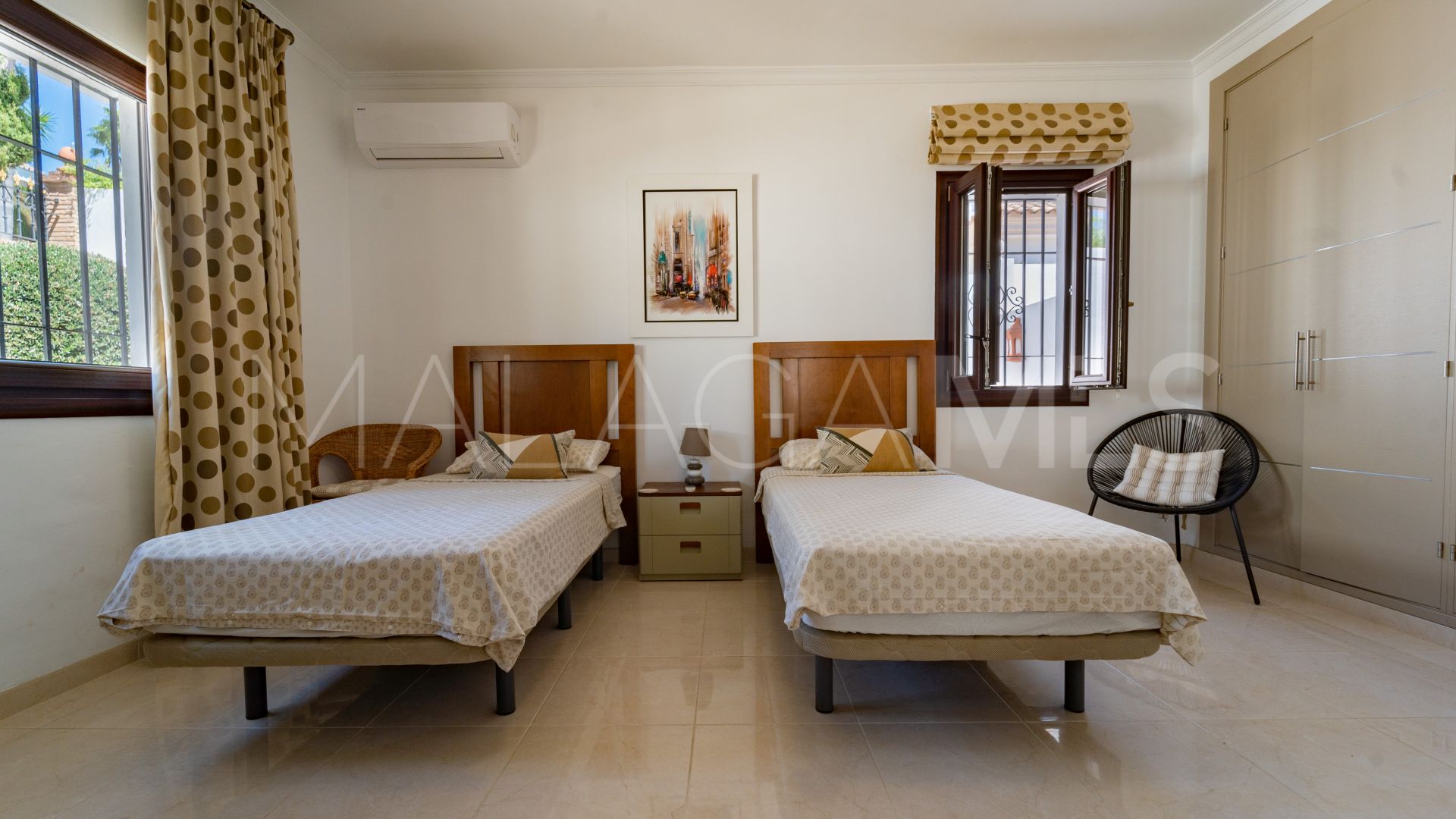 Buy villa in Mijas Golf de 4 bedrooms
