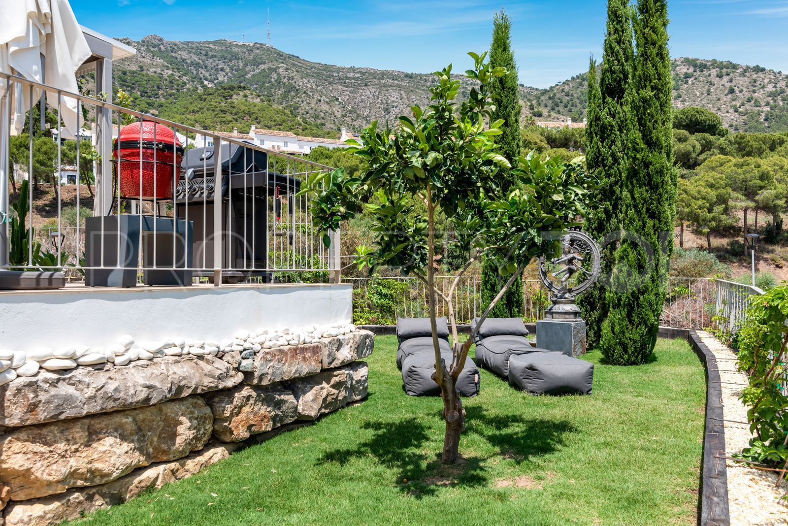 For sale semi detached house with 3 bedrooms in Mijas