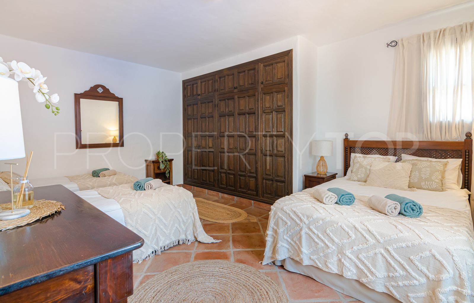 For sale 7 bedrooms villa in El Madroñal