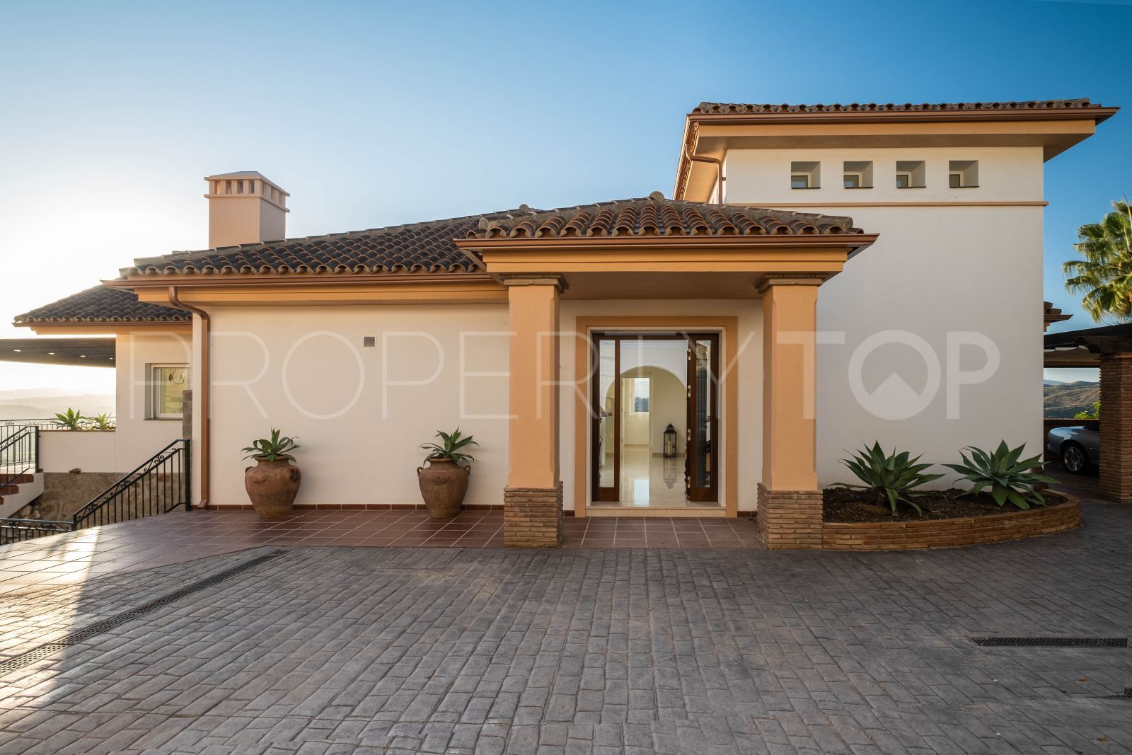 Villa for sale in Campo Mijas with 4 bedrooms
