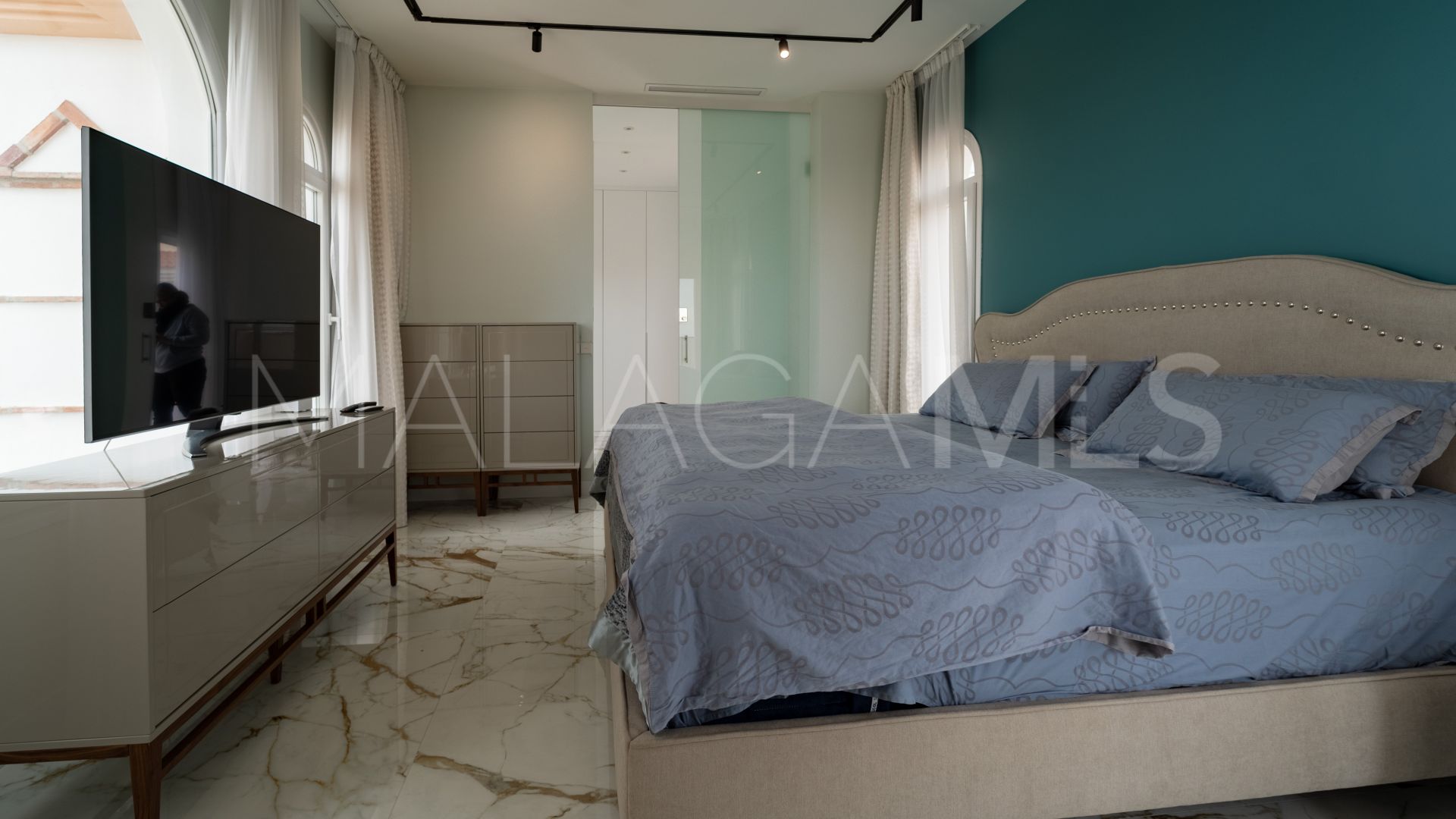 Se vende villa in Riviera del Sol de 4 bedrooms
