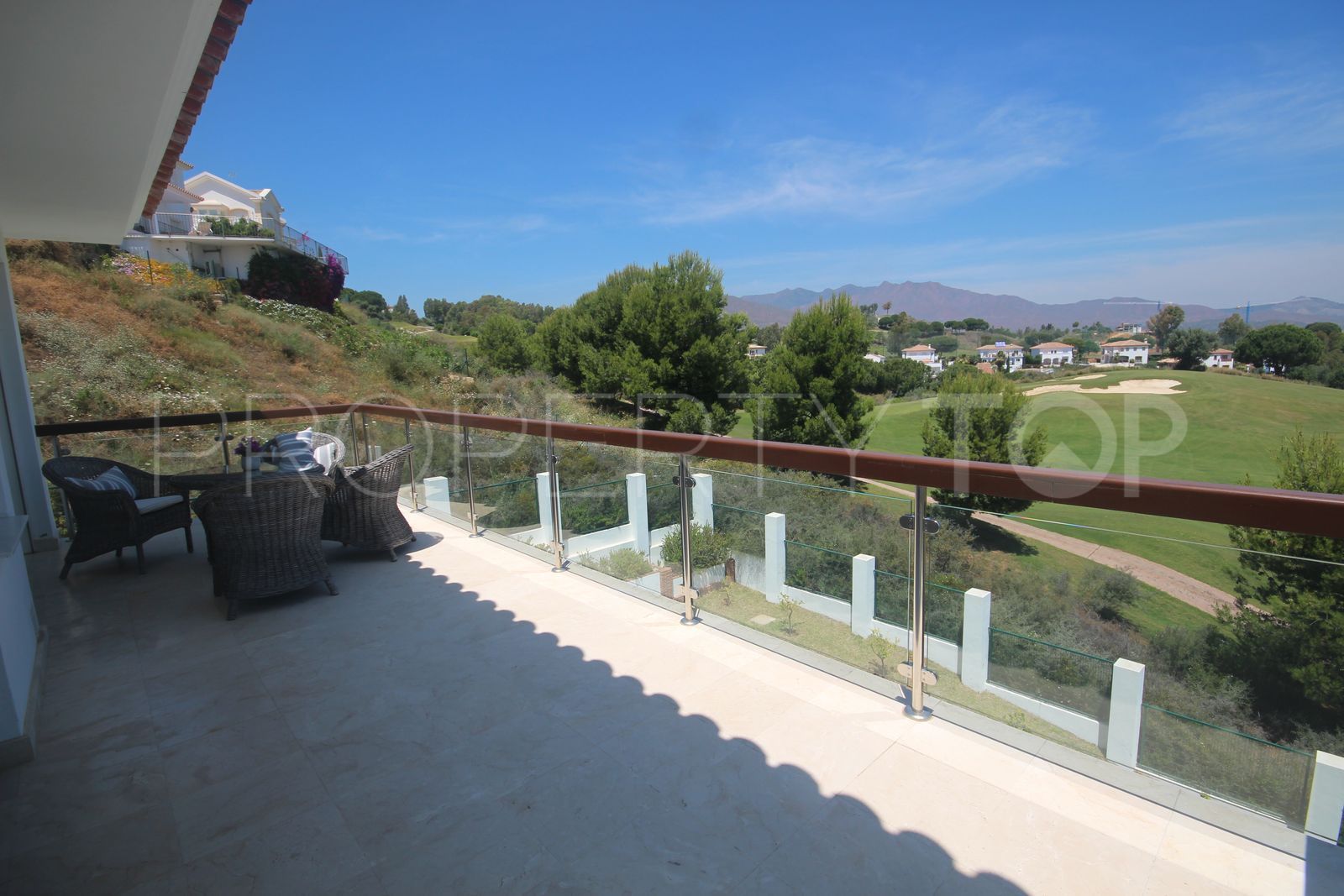 Villa en venta con 5 dormitorios en La Cala Golf Resort