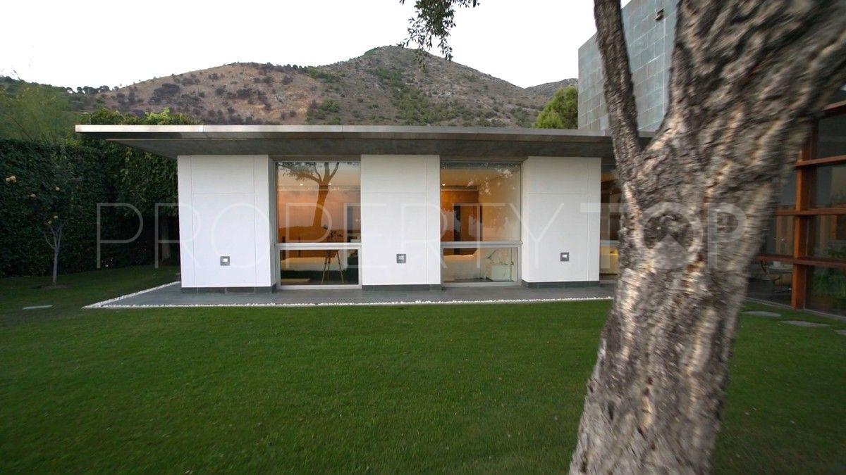 Villa en venta de 5 dormitorios en El Higueron