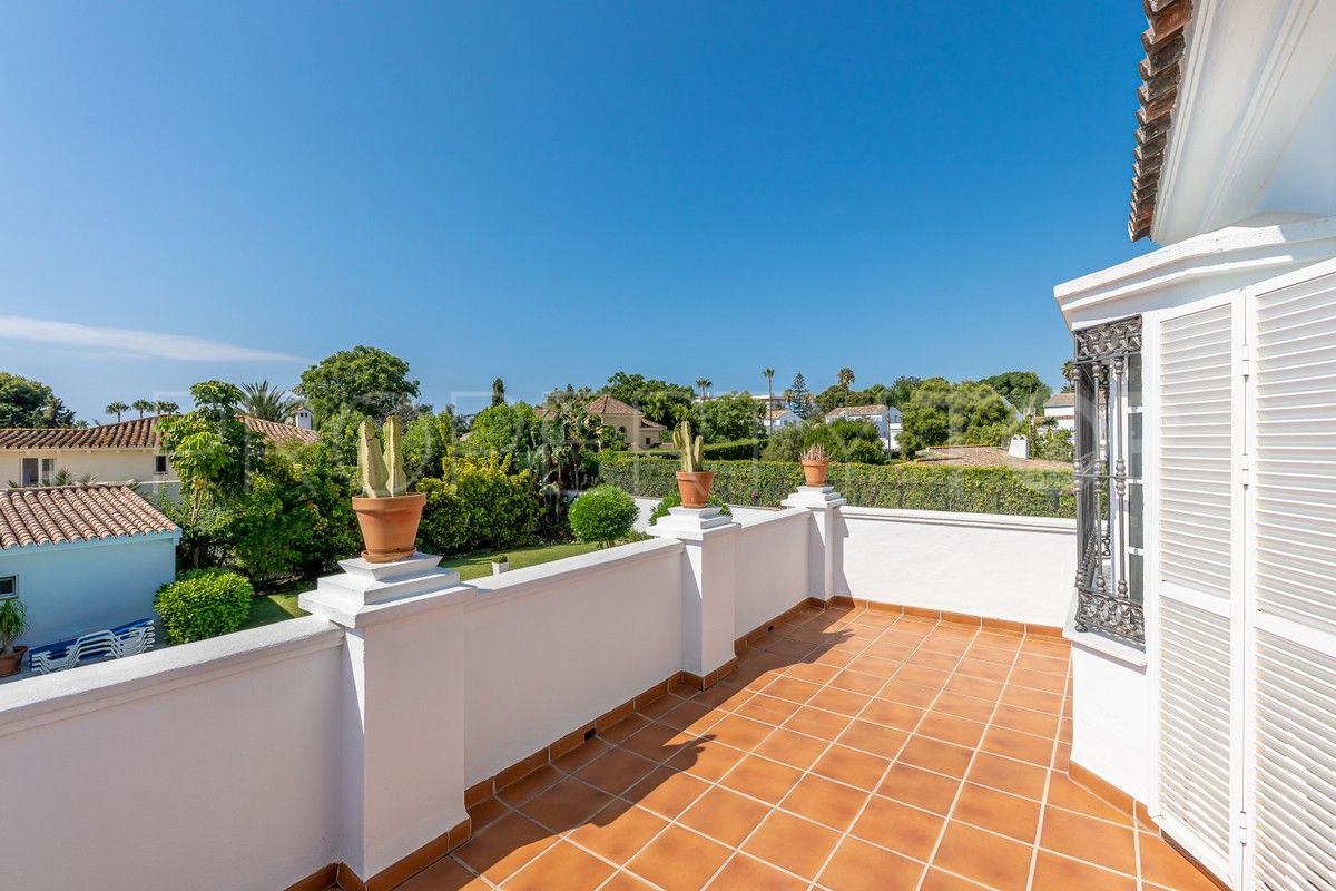 Villa for sale in Casasola with 5 bedrooms