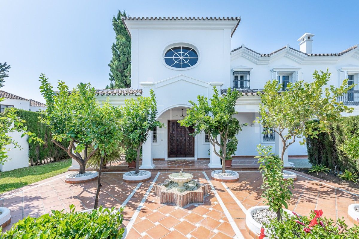 Villa for sale in Casasola with 5 bedrooms