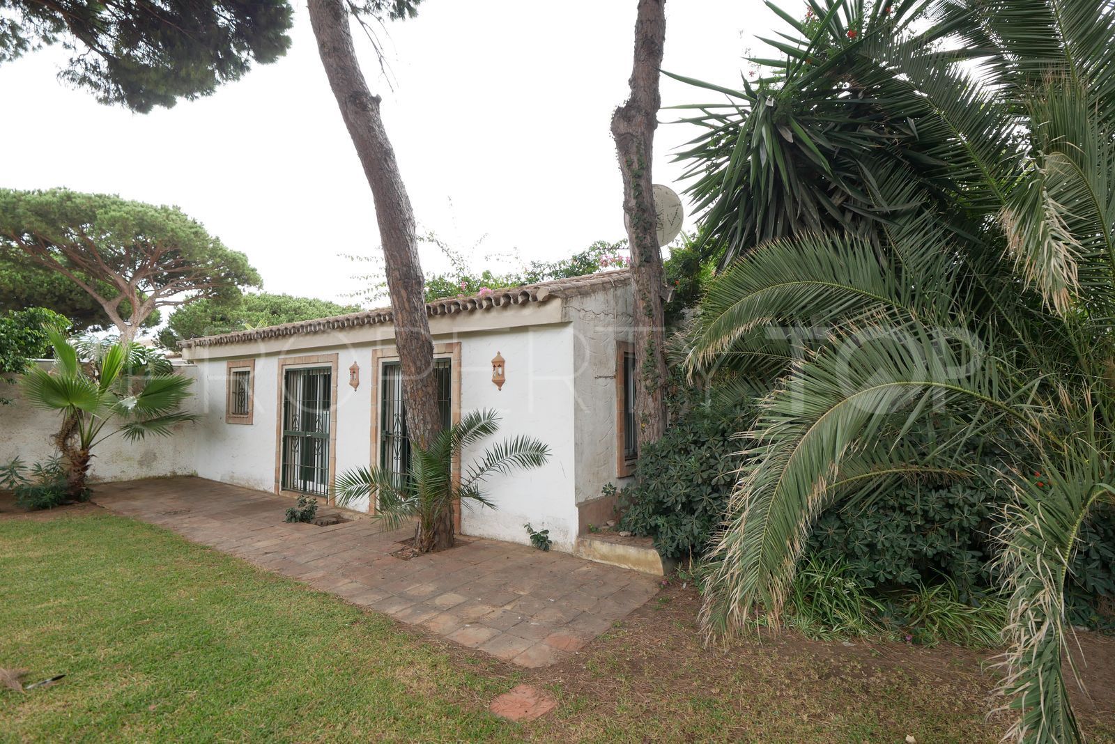 For sale villa in Puerto de Cabopino