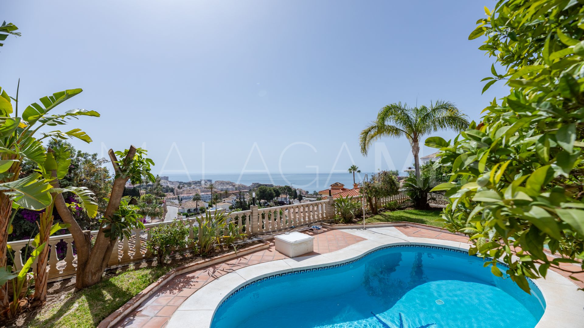 Villa for sale in Benalmadena Costa