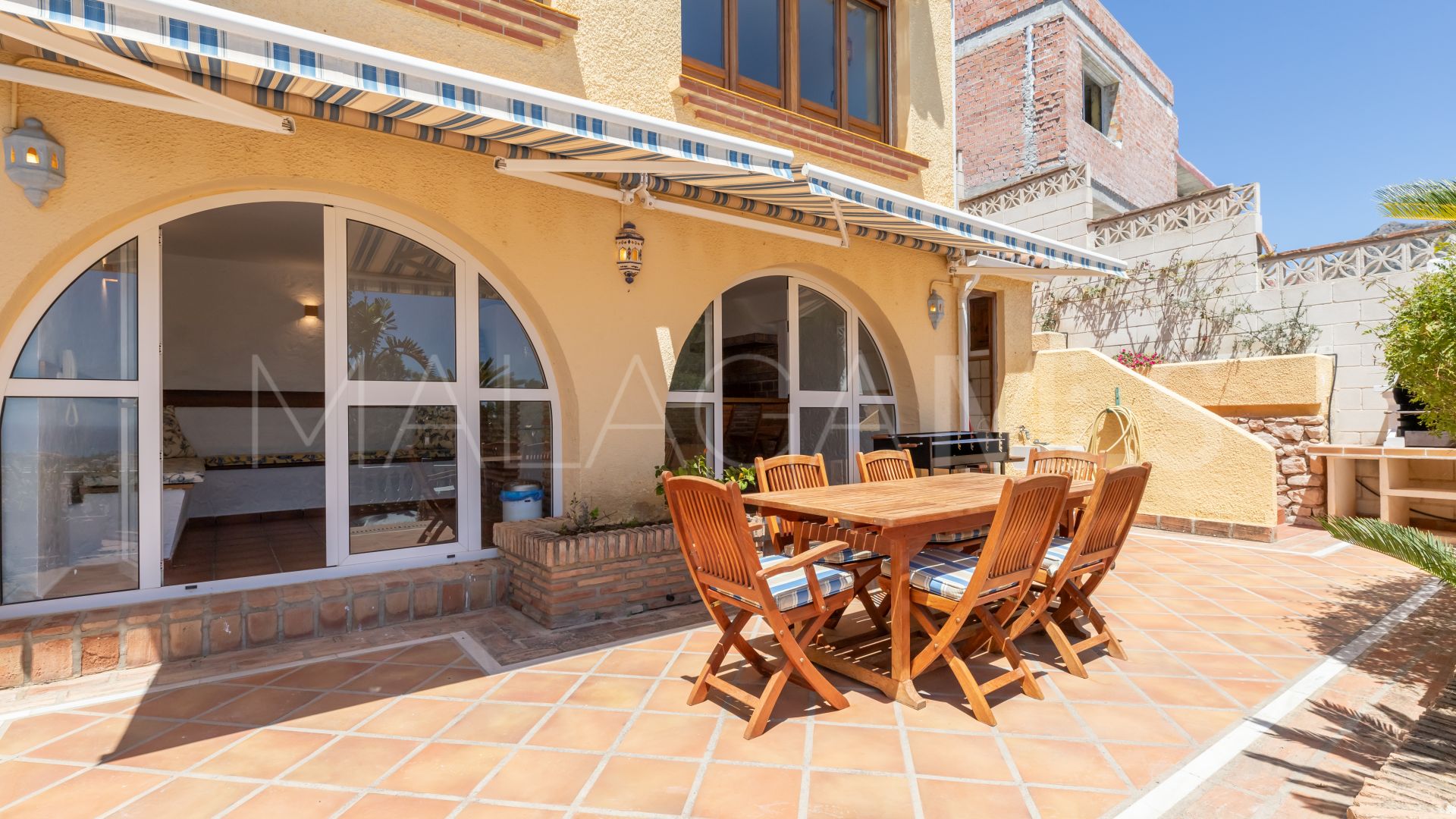 Villa for sale in Benalmadena Costa