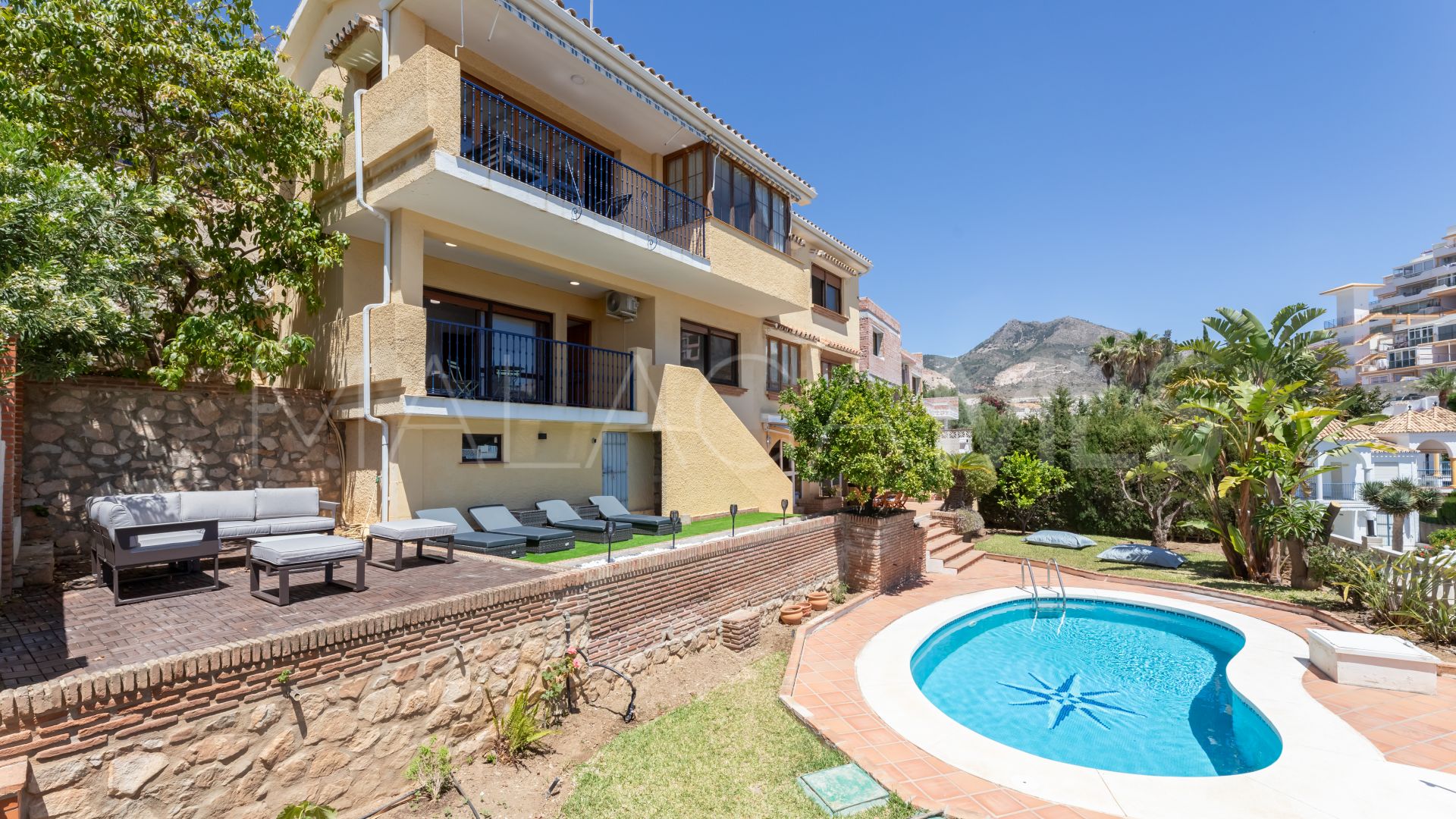 Villa for sale in Benalmadena Costa