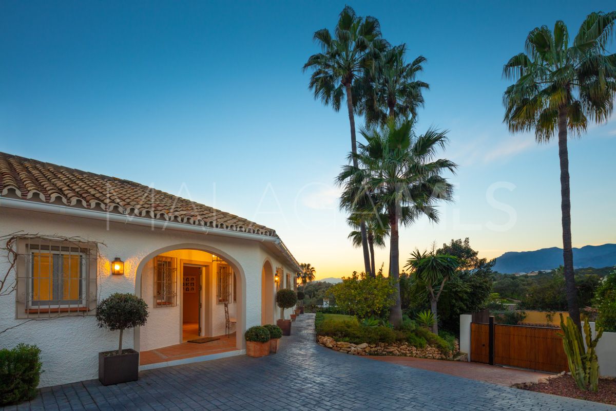 Villa for sale in Marbella Este