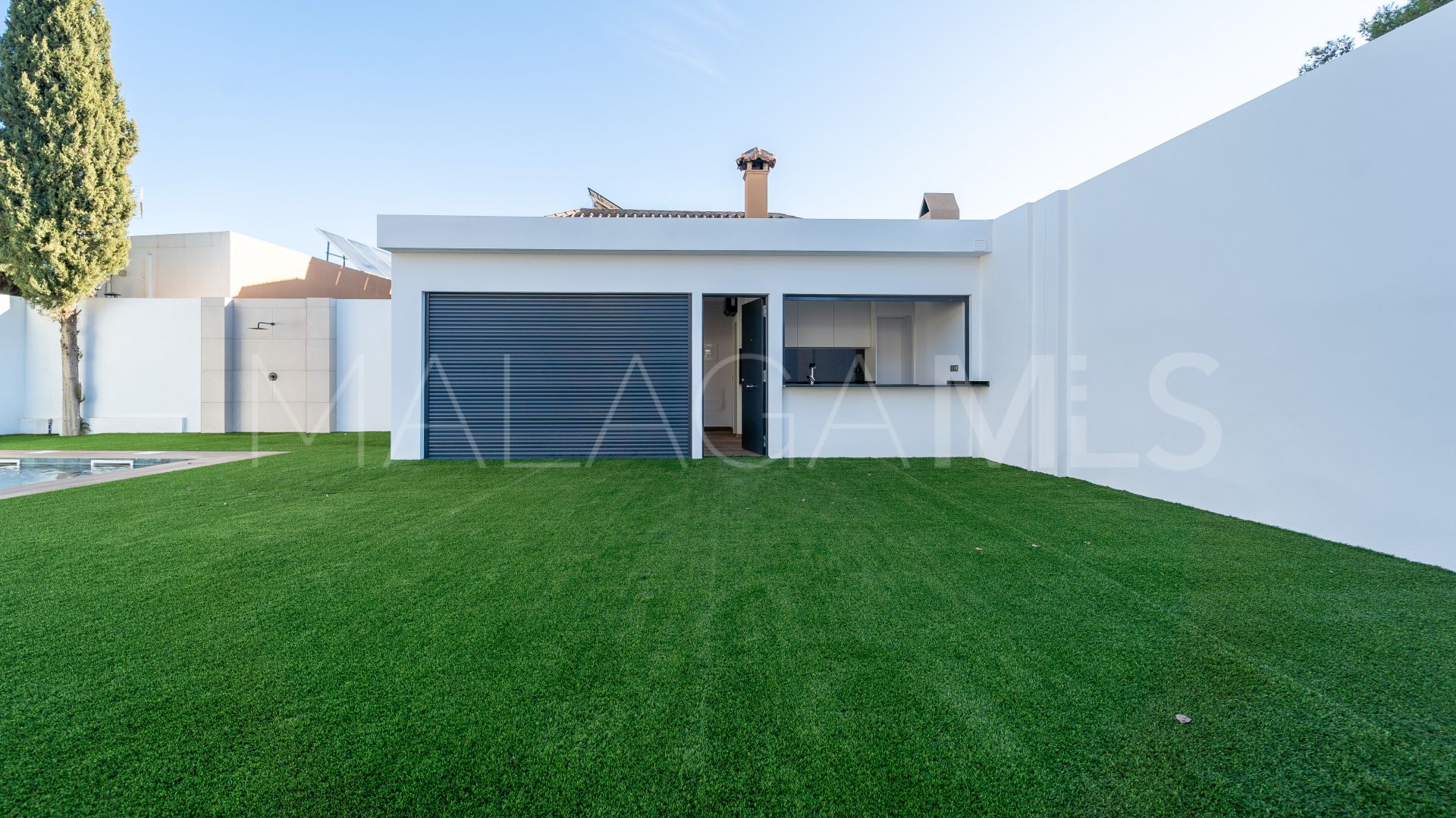 Villa for sale in El Coto