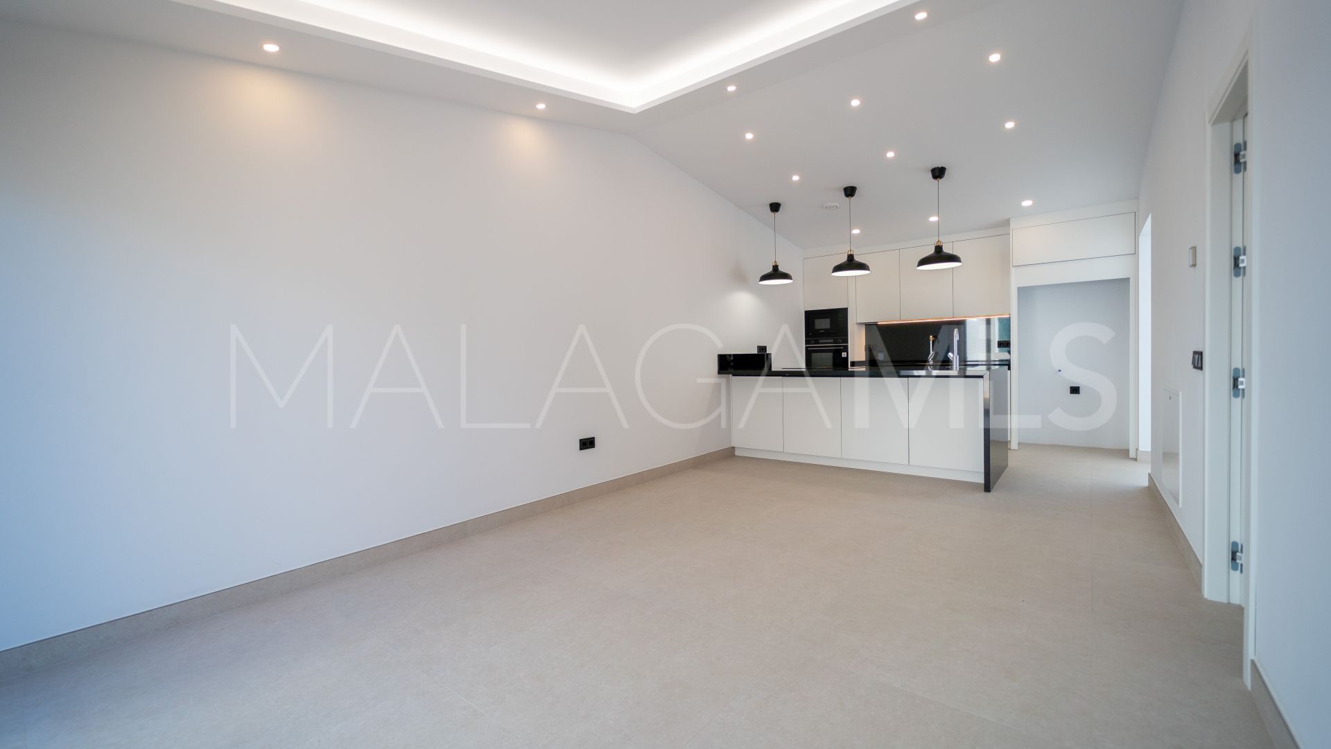 Villa for sale in El Coto