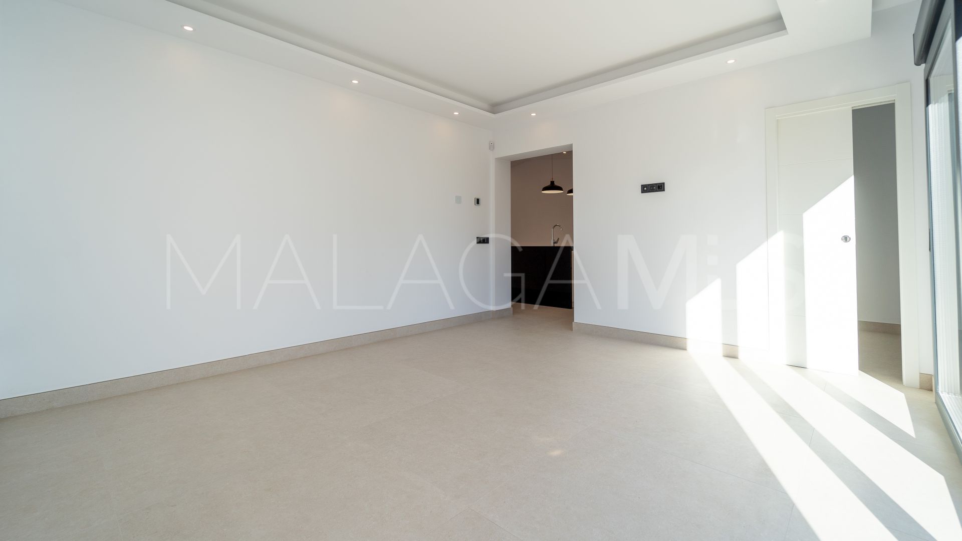 Villa for sale in El Coto