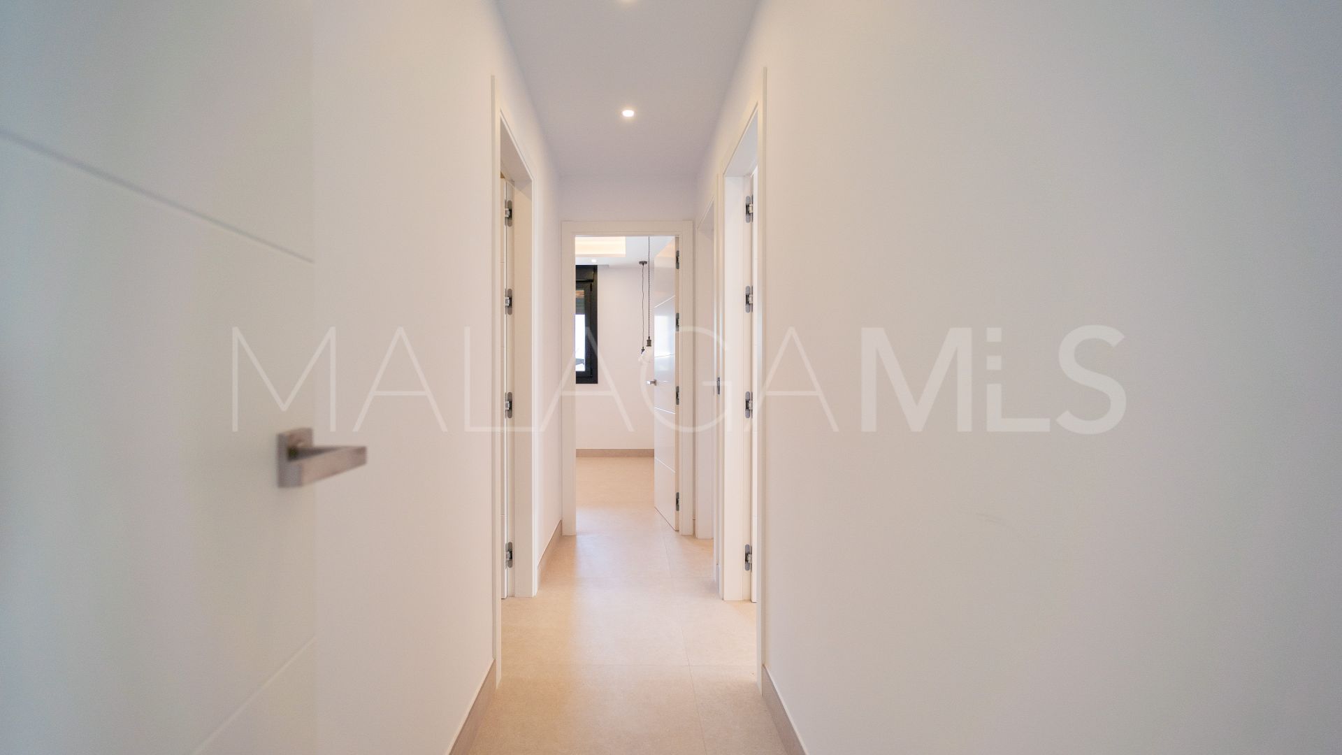 Villa for sale in El Coto