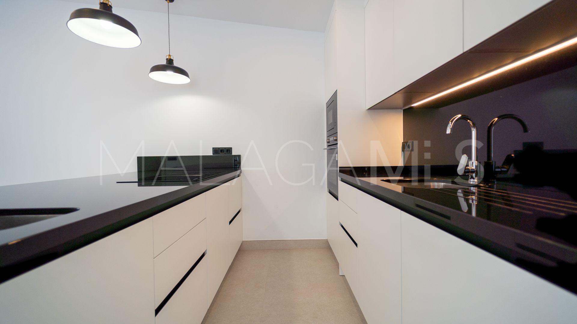 Villa for sale in El Coto