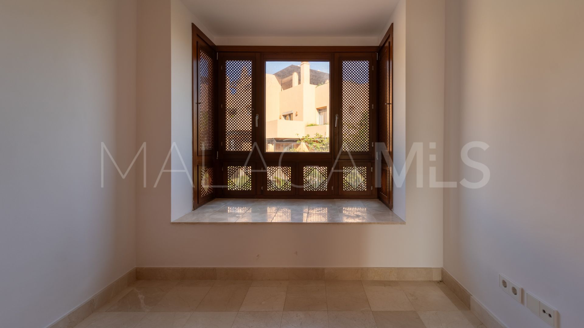 Se vende adosado in Riviera del Sol with 5 bedrooms