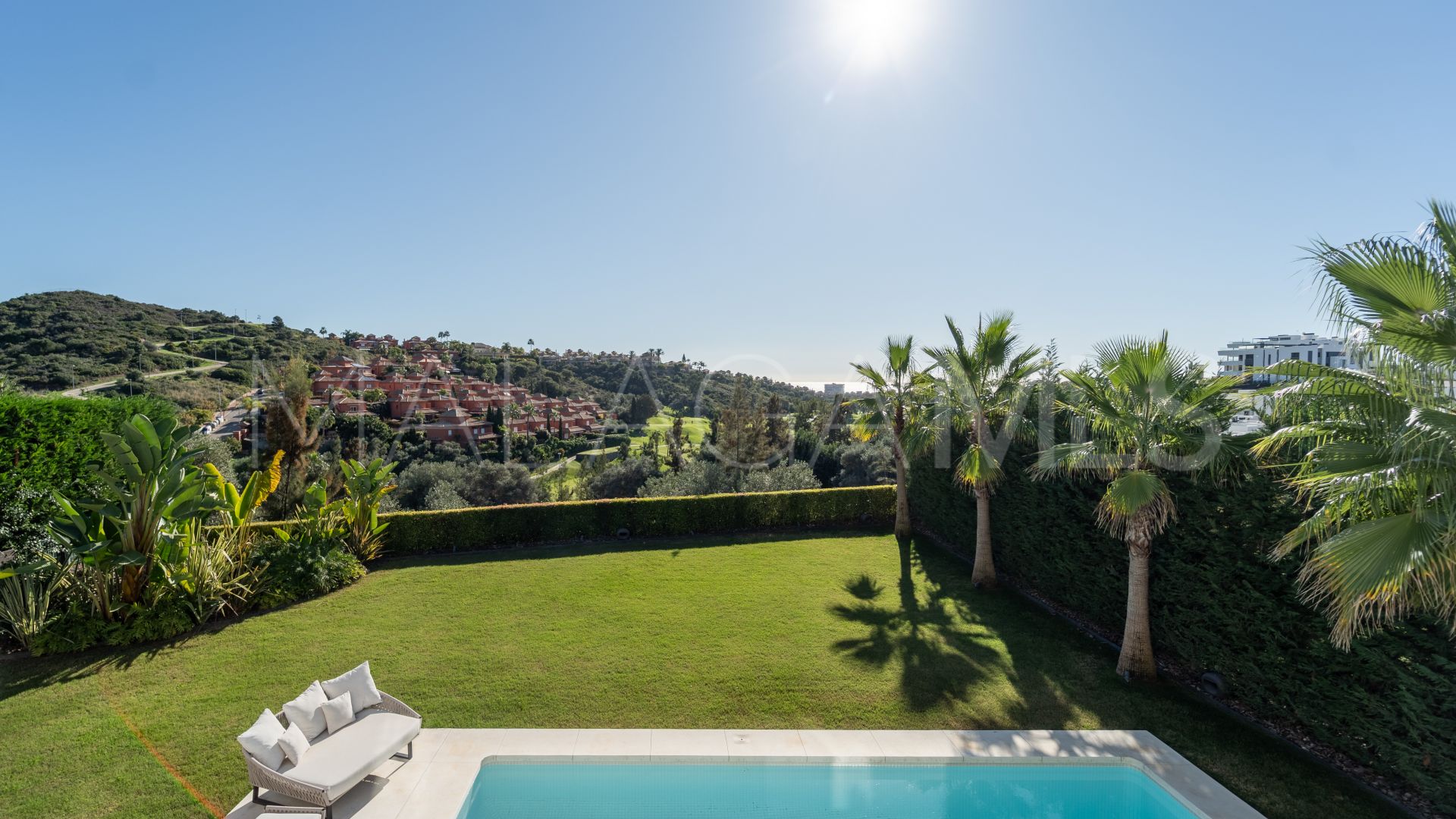 For sale villa in Marbella East with 4 bedrooms