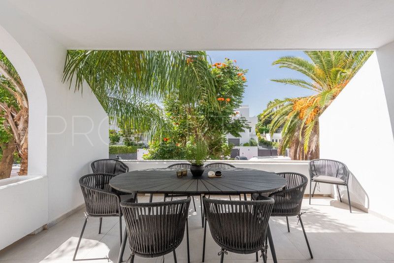 Nueva Andalucia penthouse for sale