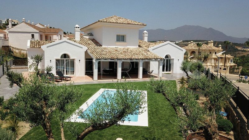 Se vende villa en Casares Playa con 4 dormitorios