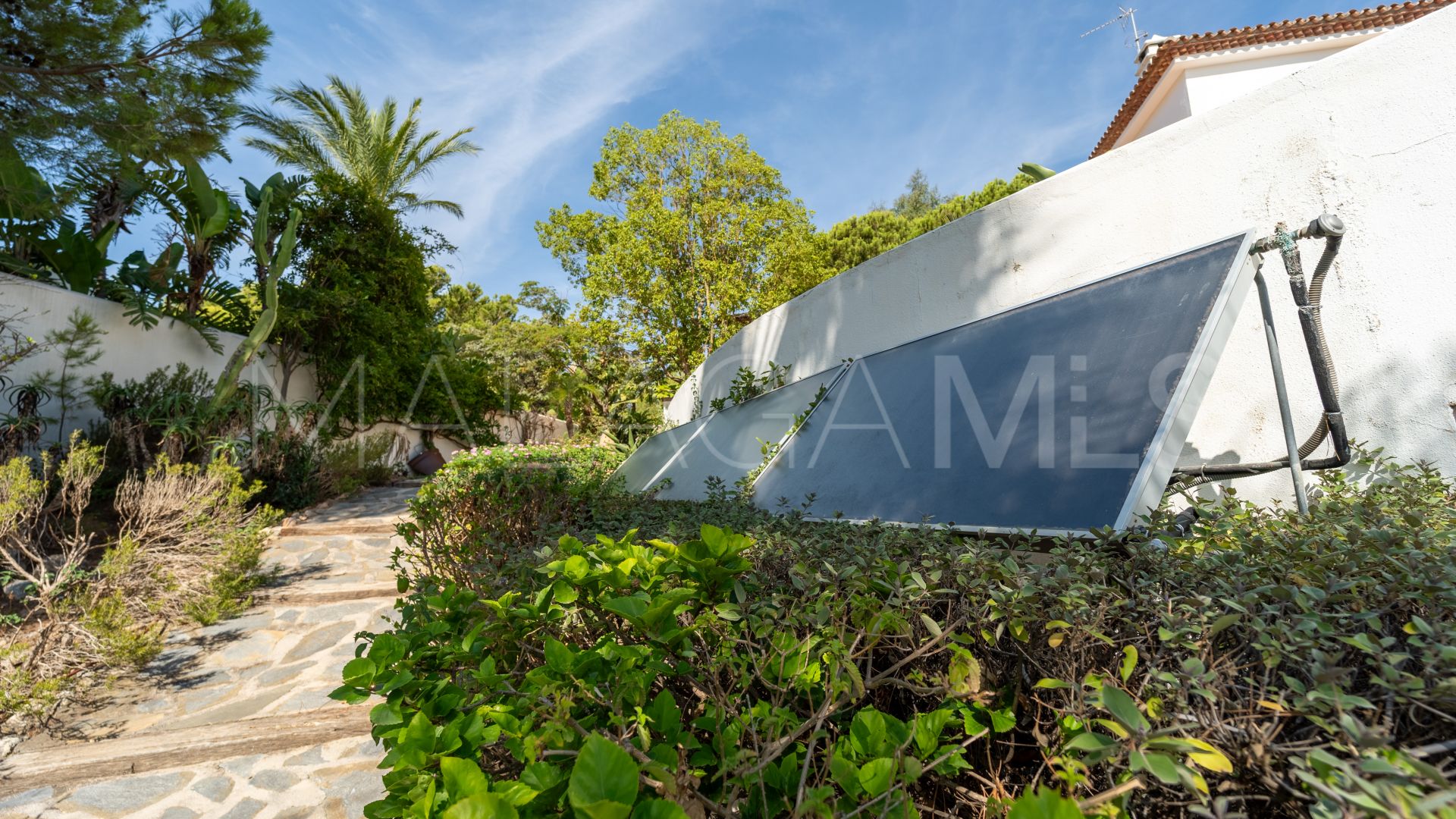 Villa for sale in Mijas