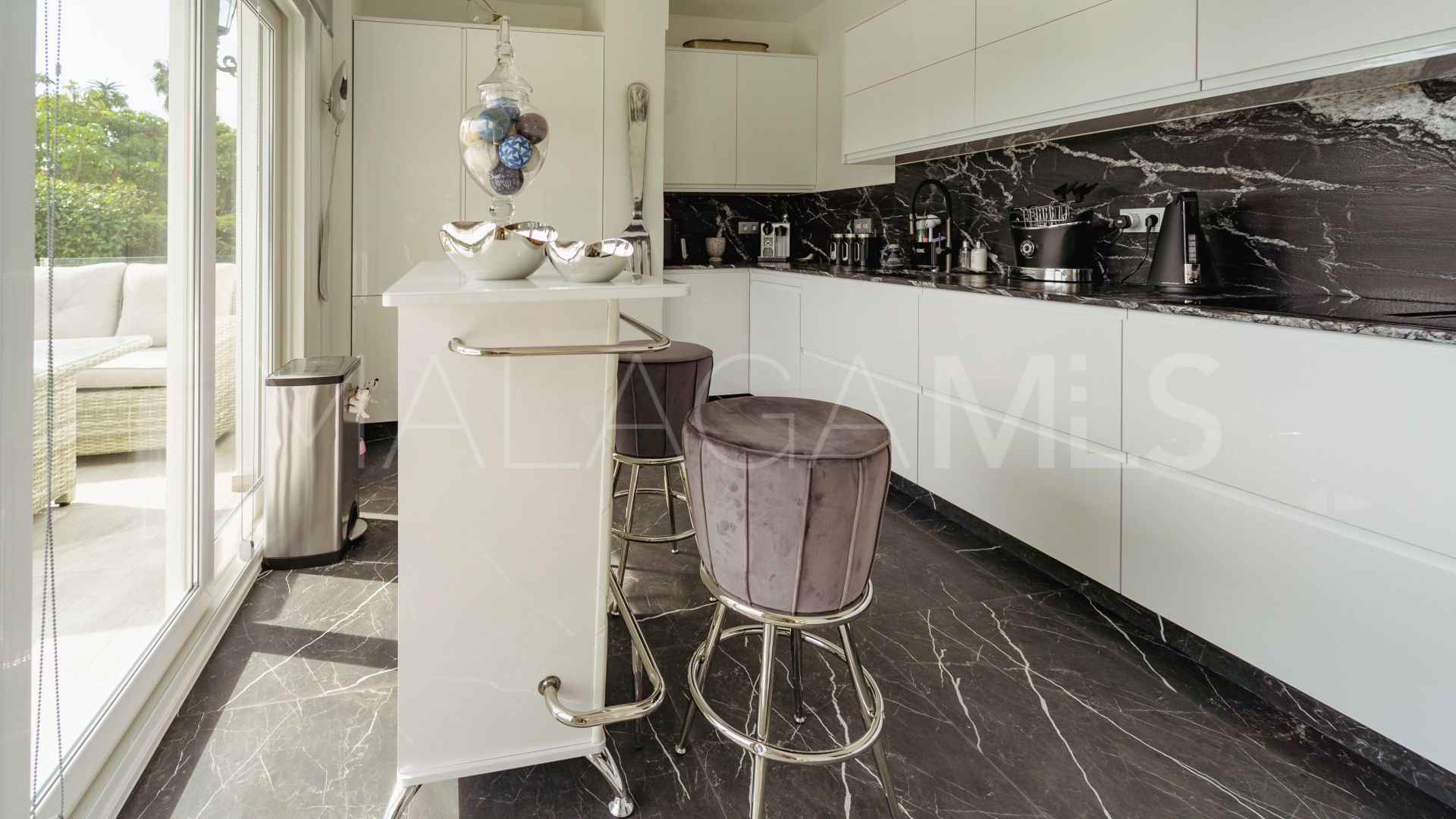 Villa for sale in Nagüeles