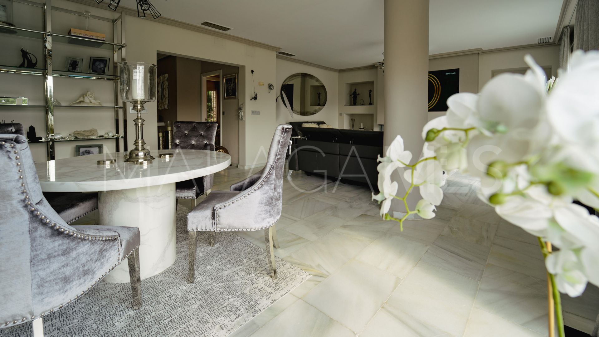 Villa for sale in Nagüeles
