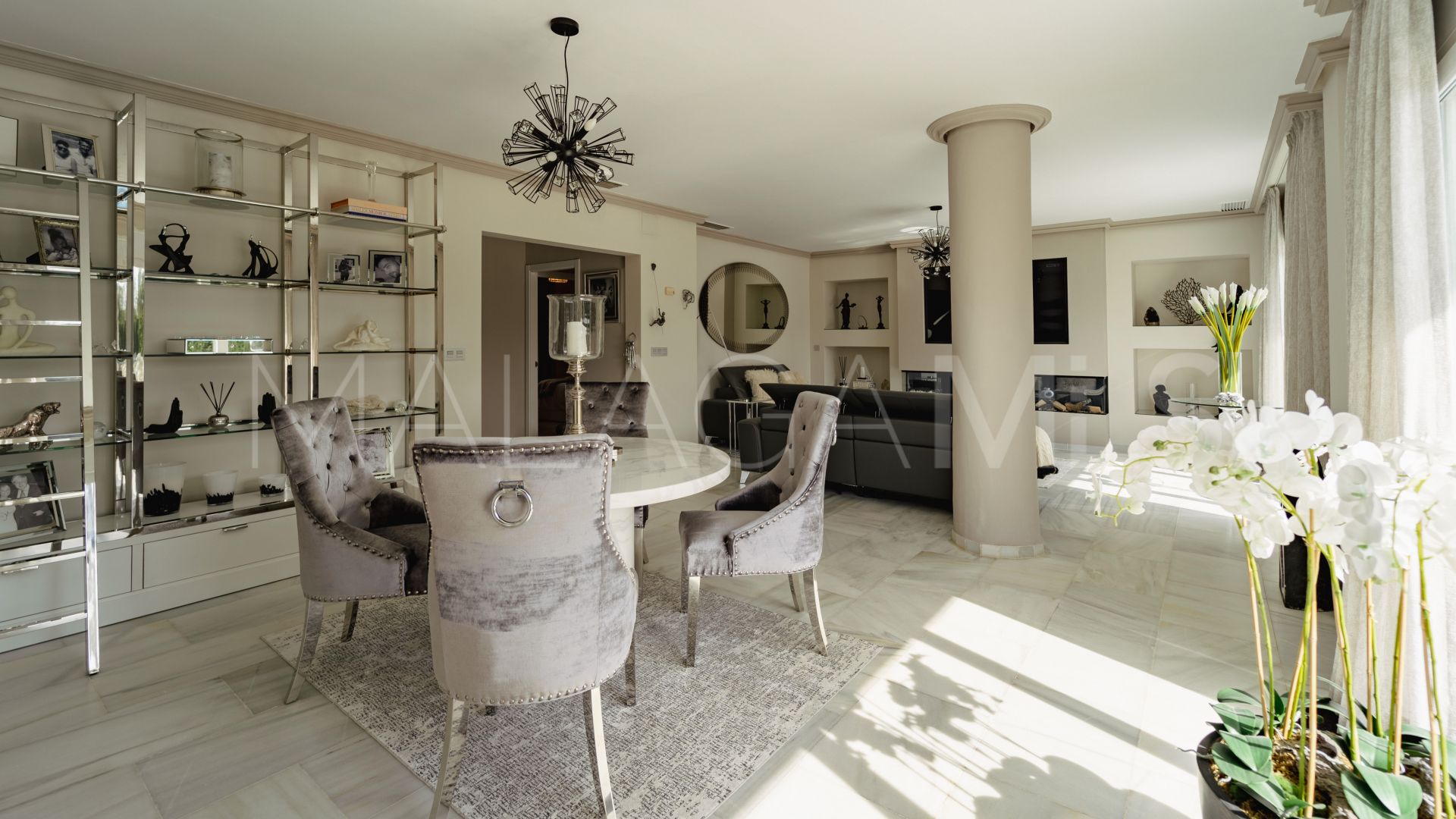 Villa for sale in Nagüeles