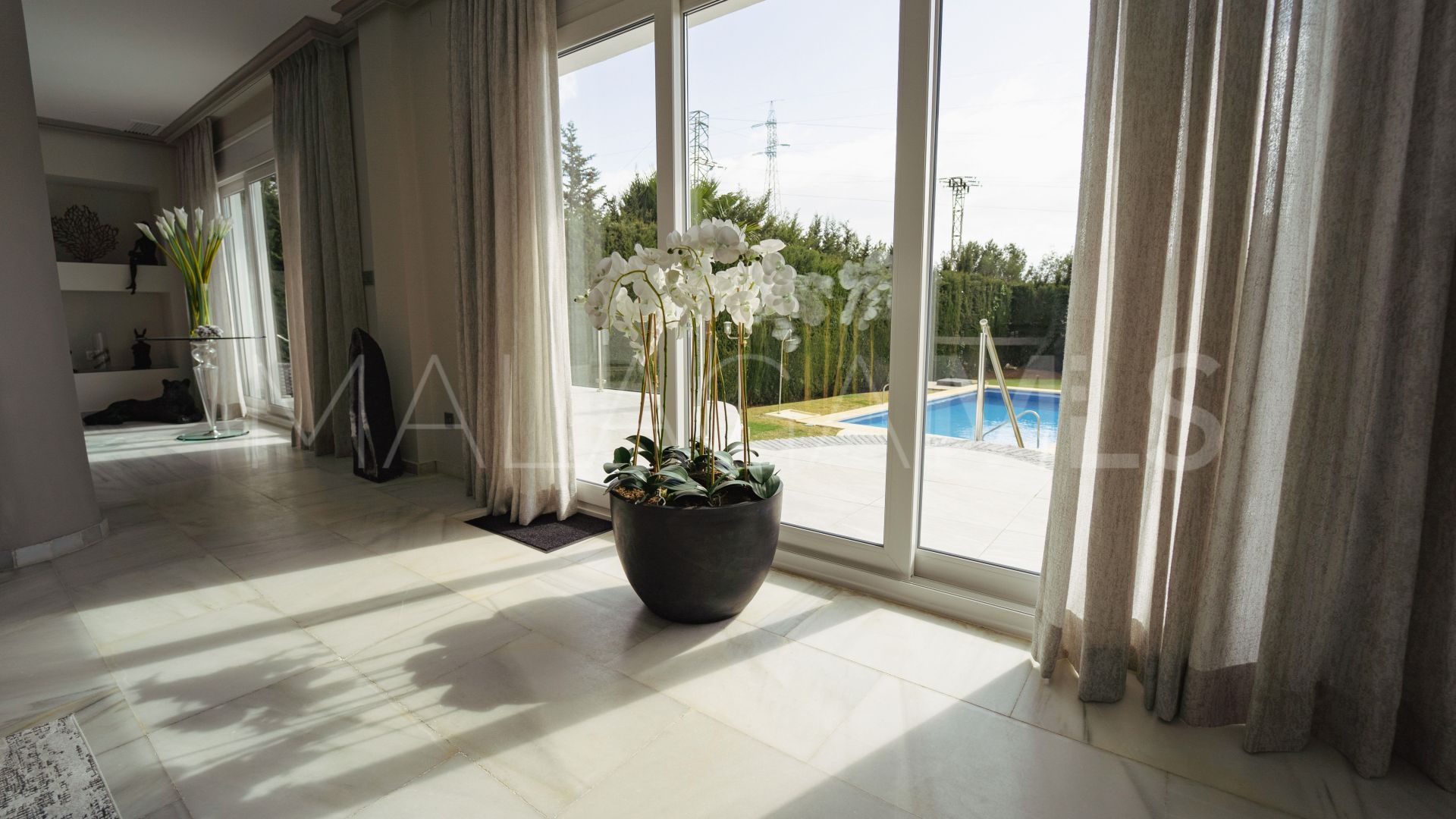 Villa for sale in Nagüeles